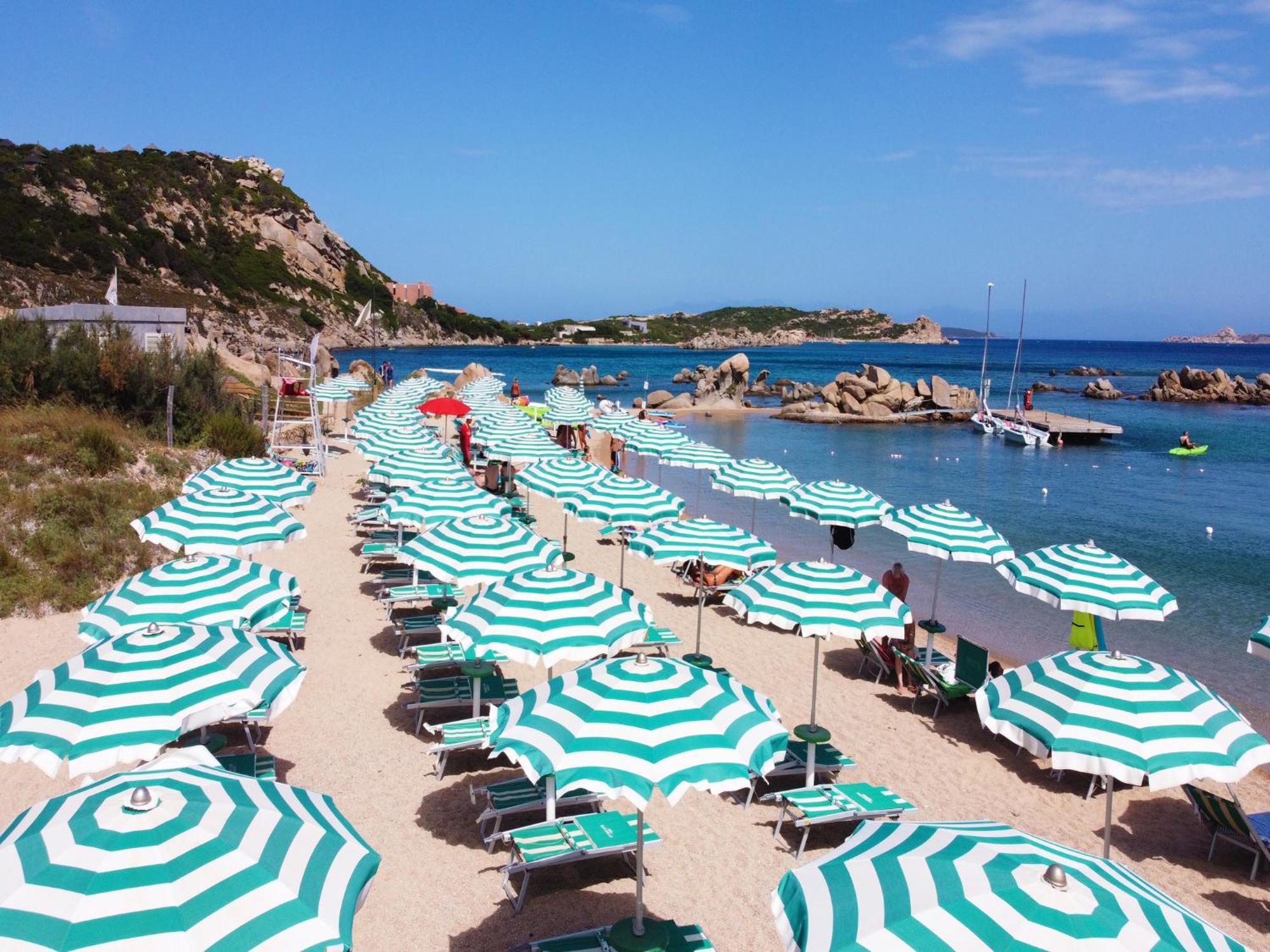 Touring Club Italiano - La Maddalena Hotel Exterior foto